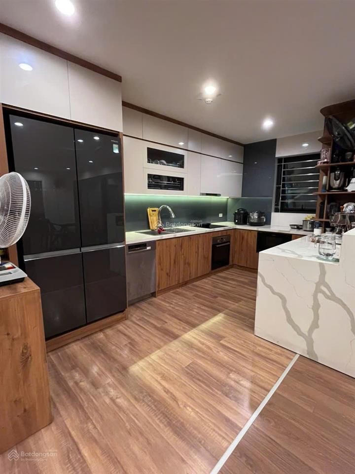 Giá quá rẻ chỉ 95tr/m căn 3pn view starlake tòa n01t2 khu ngoại giao đoàn