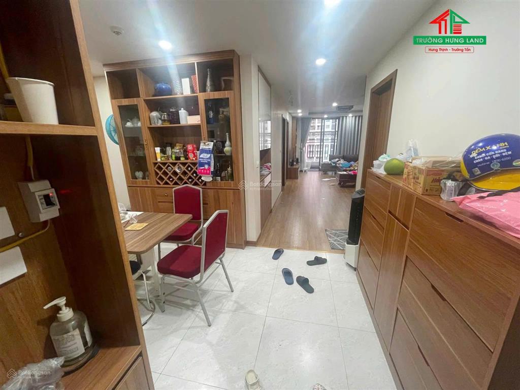 Nhỉnh 10 tỷ mua được căn 3pn  bắt đáy thôi. tòa n03t7 khu ngoại giao đoàn
