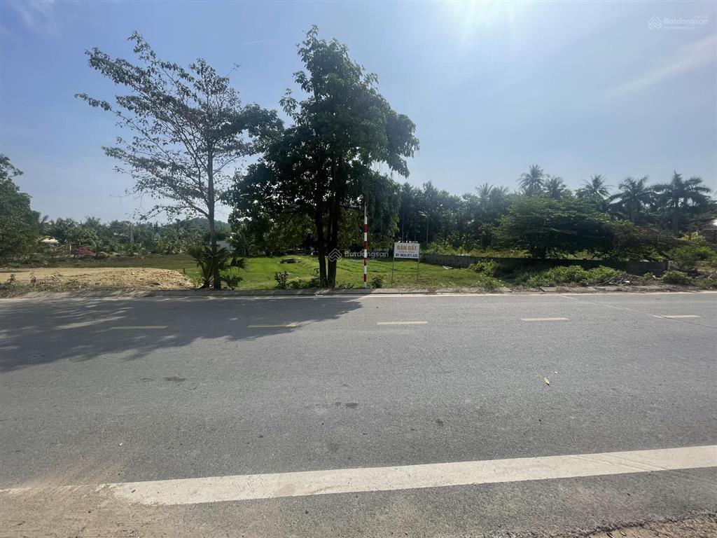 1.433 m² đất mặt tiền đường núi đèn  hà tiên cách biển 200m  chú kiệt 0834 871 ***