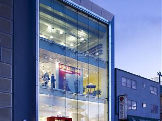 Cho thuê nhà 3 tầng âu cơ  liên chiểu đà nẵng ( ngang 9m )