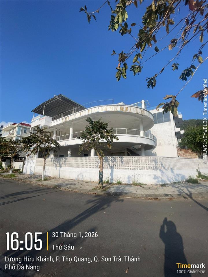 Cho thuê nhà 2 mặt tiền view biển lương hữu khánh, sơn trà (dtsd 700m2)