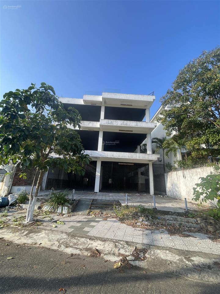 Nhà 4 tầng view biển lương hữu khánh sơn trà ( sd  1600m2  giá  47tr/tháng )