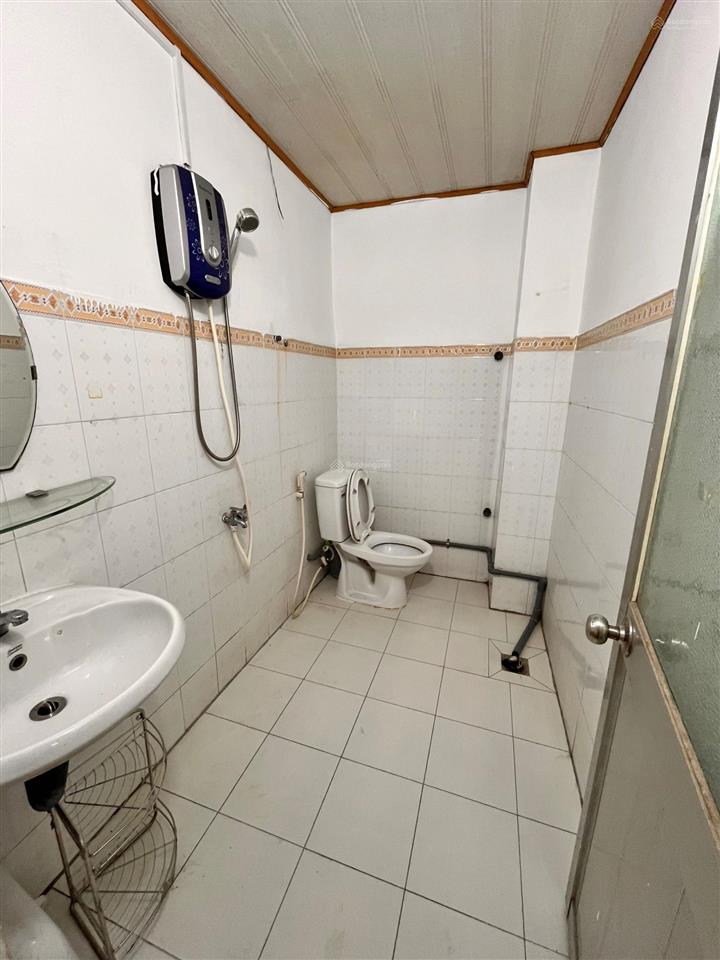Phòng trọ giá rẻ q3, sinh viên, 4 giường, 20m, chỉ 3 triệu