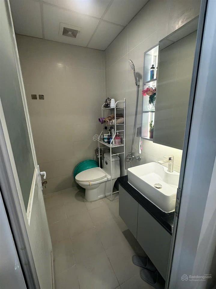 Đi định cư bán căn 2pn 2wc 67m2 full nội thất mới cc dream home quận 8