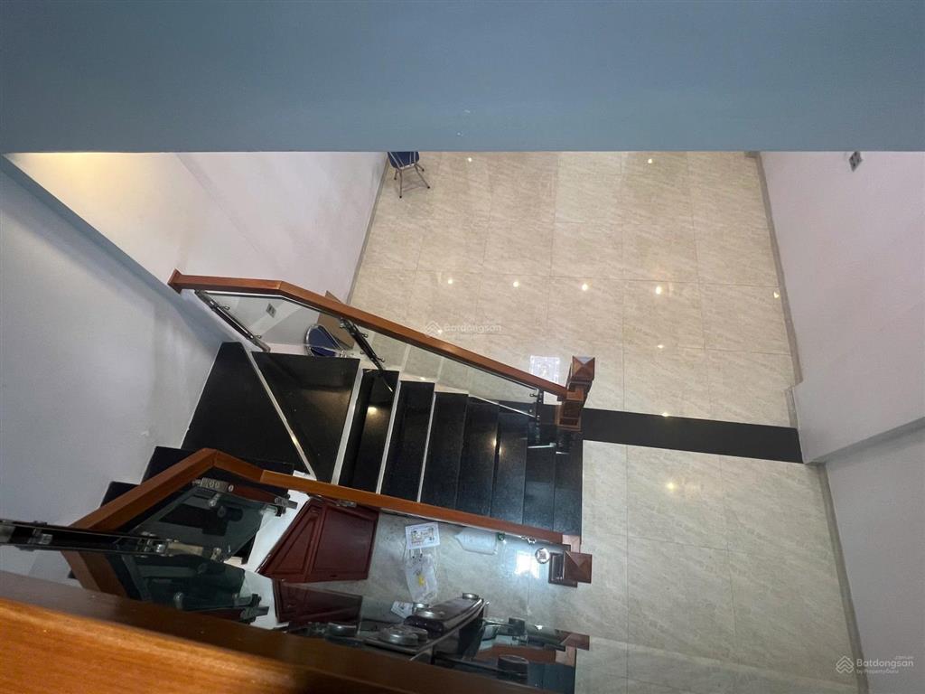 Nhà 2 tầng thanh hoá, đường 10.5m, gần chợ hoà xuân, gần cầu nguyễn trị phương, giá chính chủ