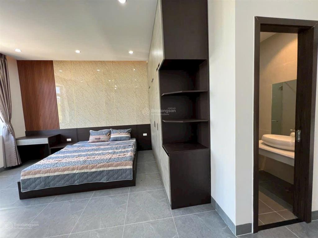 Cho thuê nhà 3 tầng mặt tiền đường trần kim xuyến hoà xuân, đà nẵng