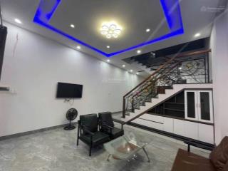 Cho thuê nhà 2 tầng mặt tiền diên hồng gần cầu nguyễn tri phương đà nẵng