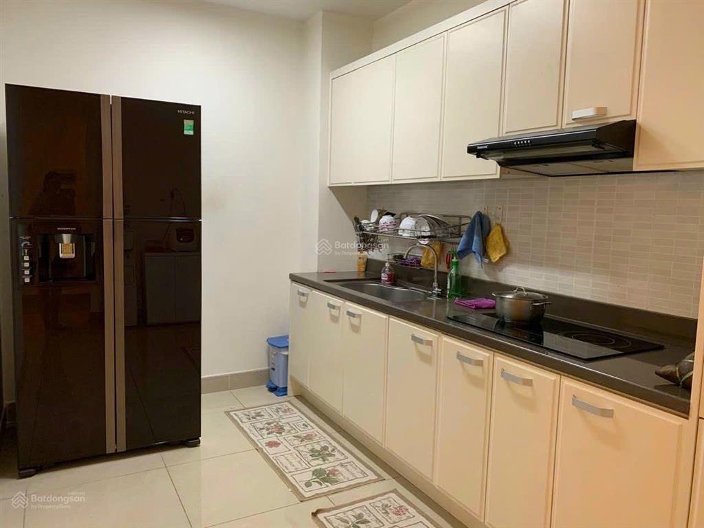 Bán căn hộ 84.5m2 tầng trung view hướng đường giá 2.3 tỷ còn thương lượng nhẹ