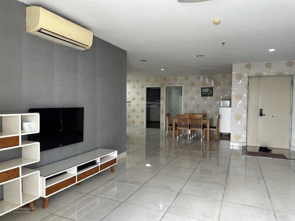 Bán căn hộ 115m2 tầng 22 view hướng bắc mát mẻ cả ngày