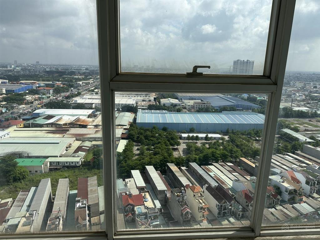 Bán căn hộ 115m2 tầng 22 view hướng bắc mát mẻ cả ngày