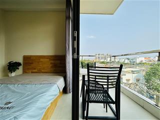 Ch bancong q4 view sông + thang máy riêng ( chính chủ)