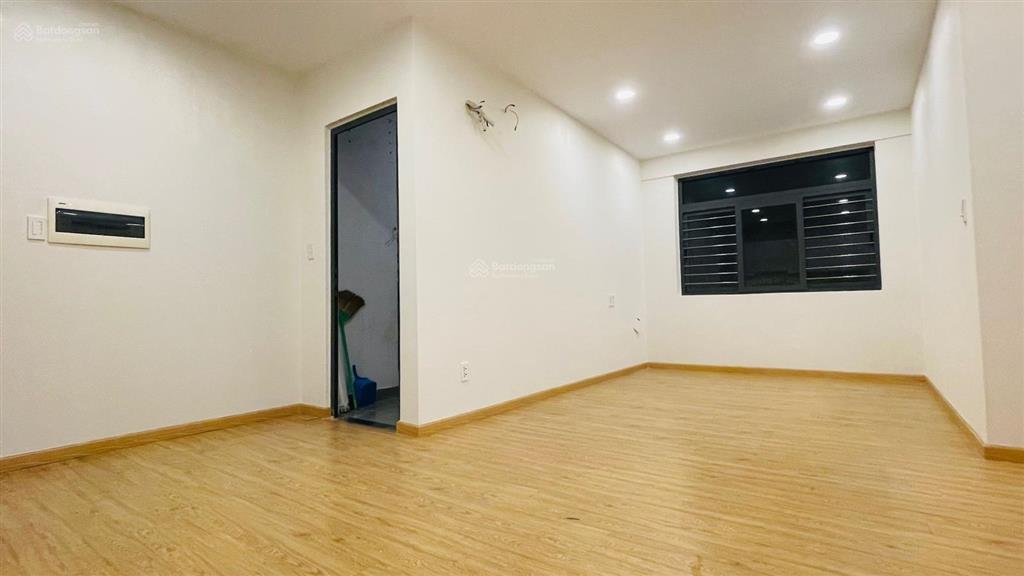 Chính chủ bán gấp! căn 3pn 80m2 saigonhomes bình tân  nhà mới đẹp như hình