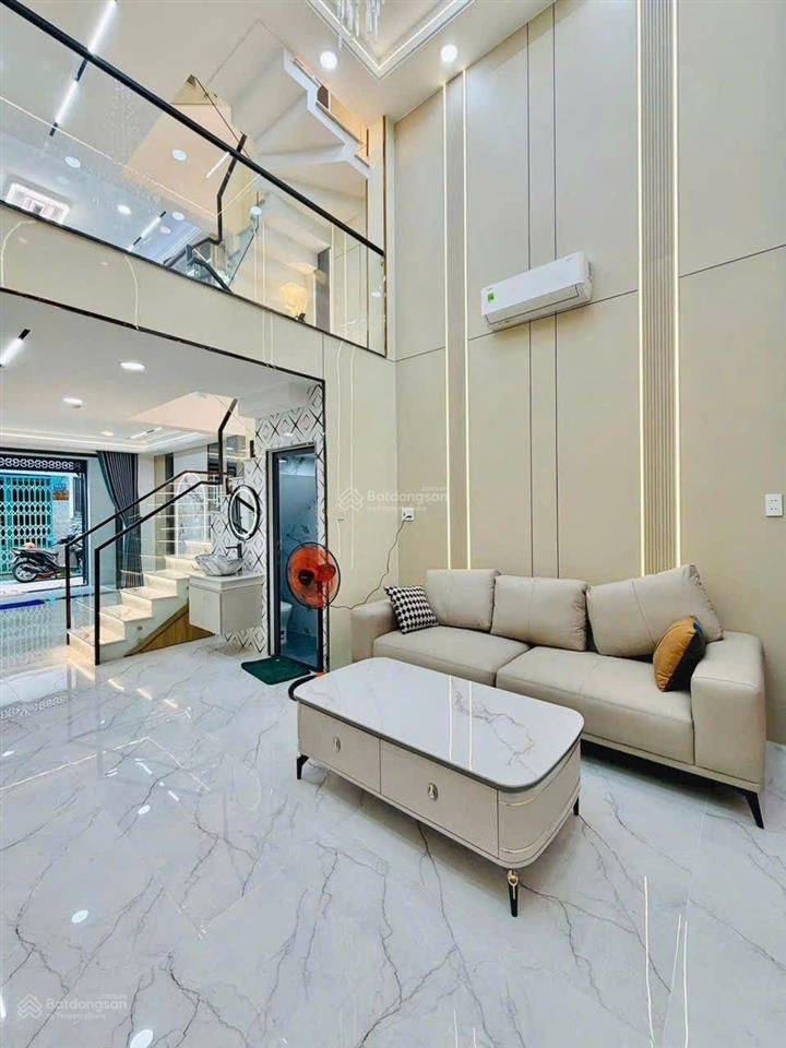 Nhà xây mới. giá cực rẻ . có giá tốt khi khách làm việc bên em . 0937 936 *** mr ngân