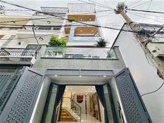 Nhà xây mới. giá cực rẻ . có giá tốt khi khách làm việc bên em . 0937 936 *** mr ngân