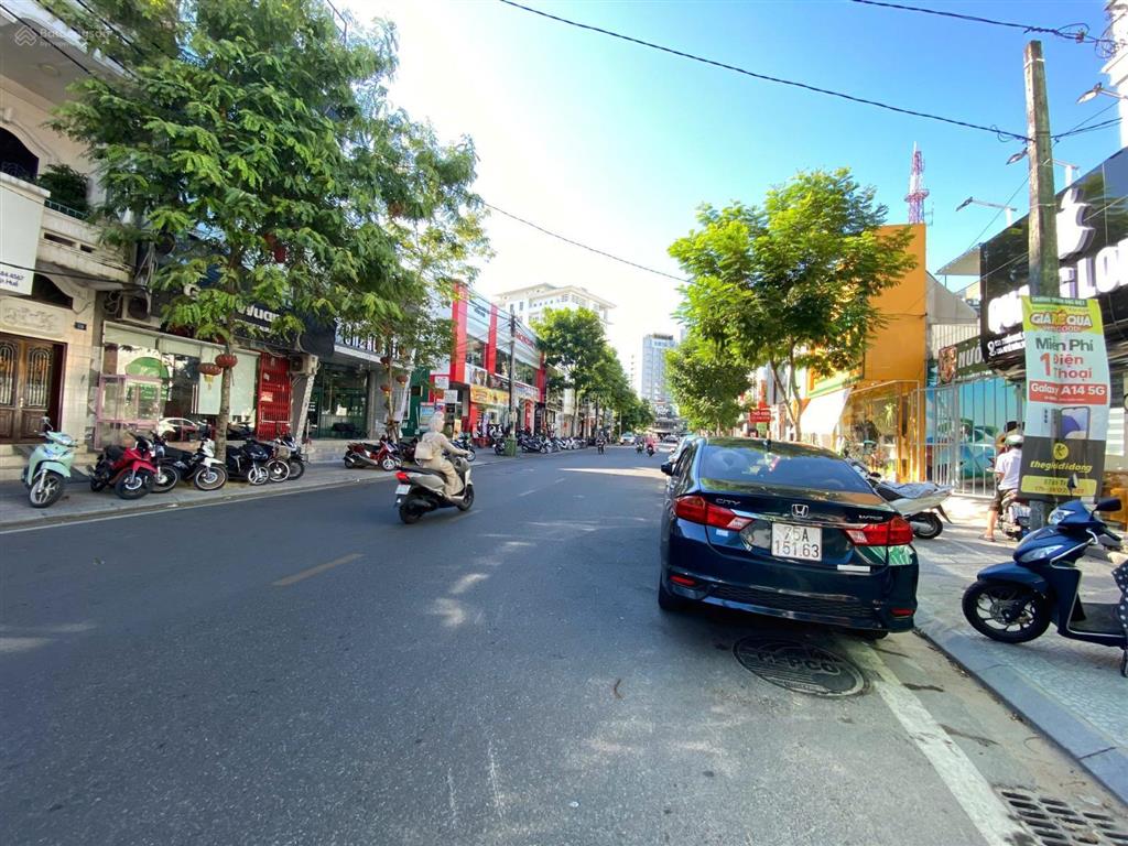 Siêu phẩm nhà mặt tiền bến nghé giá chỉ 15,x tỷ
