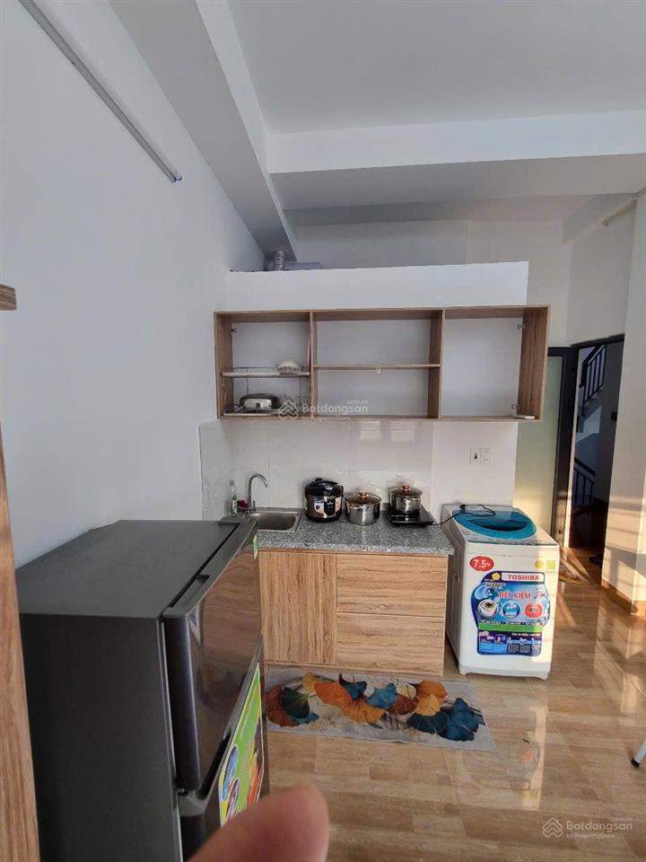 Tòa căn hộ 3 tầng đang vận hành cho thuê cần bán gấp