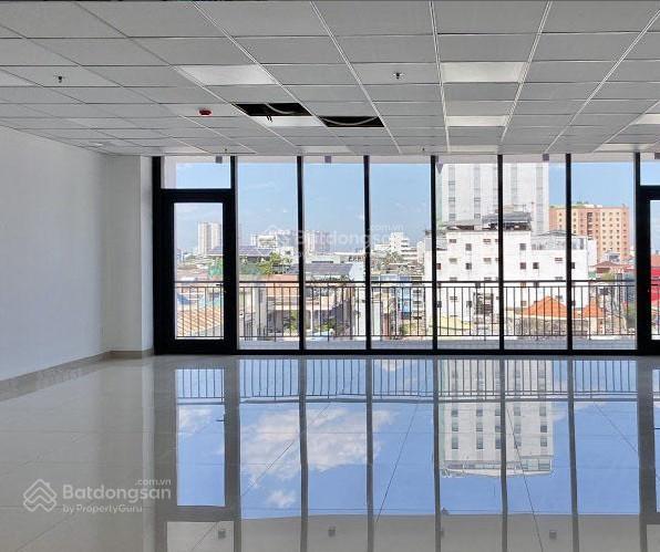 Tòa nhà 117  119 bạch đằng, phường 15, bình thạnh  10mx30m 2 hầm, trệt, lửng, 5 lầu, thang máy