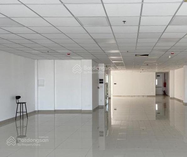 Tòa nhà 117  119 bạch đằng, phường 15, bình thạnh  10mx30m 2 hầm, trệt, lửng, 5 lầu, thang máy