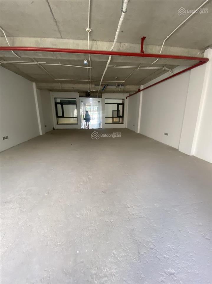 19  21  23 phạm viết chánh q1, dt 10 x 16m, hầm t 5l tm, giá 150 triệu/tháng,  0934 004 ***