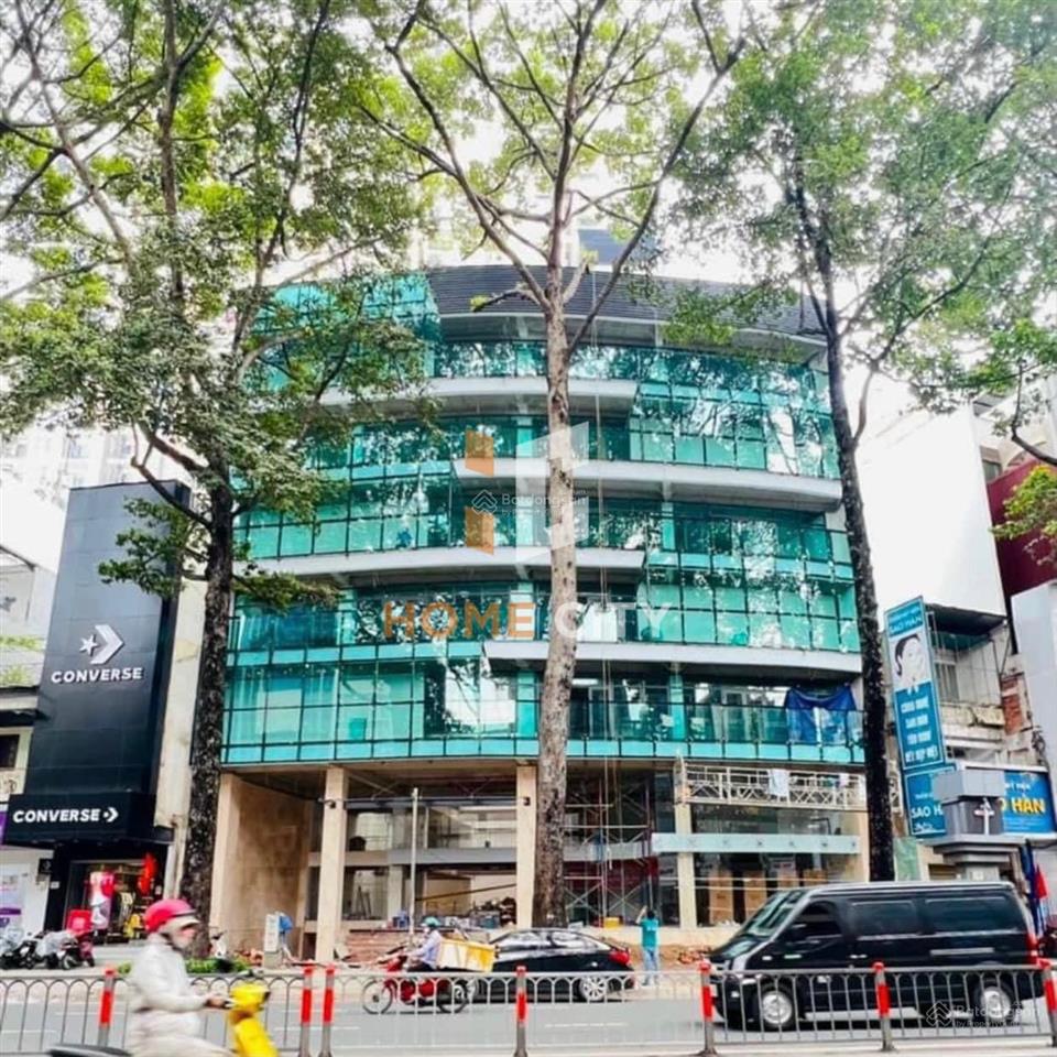 Tòa nhà mt trần quốc thảo gần bv tai mũi họng quận 3  dt 20x20m hầm 4 lầu