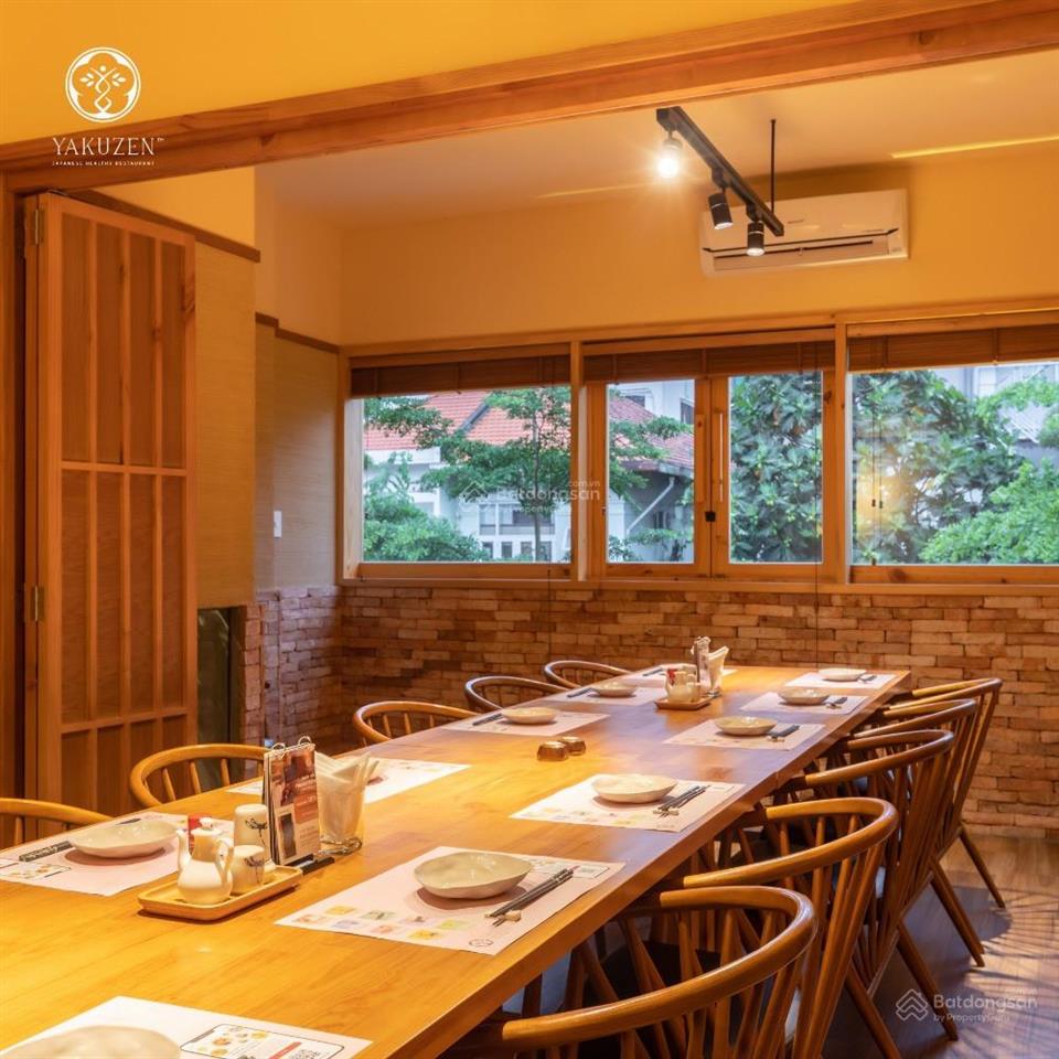 1000m2 mặt tiền đường huỳnh mẫn đạt trống suốt trệt đẹp quận 5