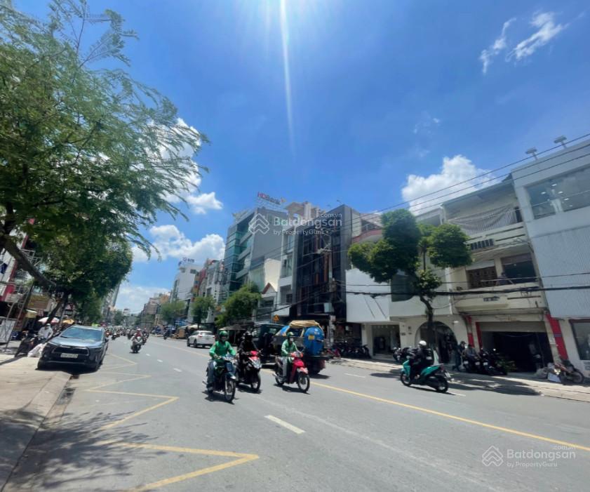 Nhà đẹp 113115 nguyễn gia trí, quận bình thạnh  10x20m hầm trệt 5 lầu