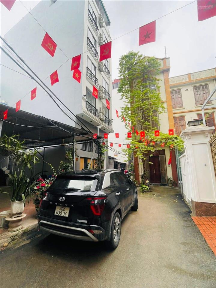 Nhà đẹp mễ trì, 60m2 cho thuê 65tr/ tháng, lô góc, ô tô qua nhà, chỉ 250tr/m2