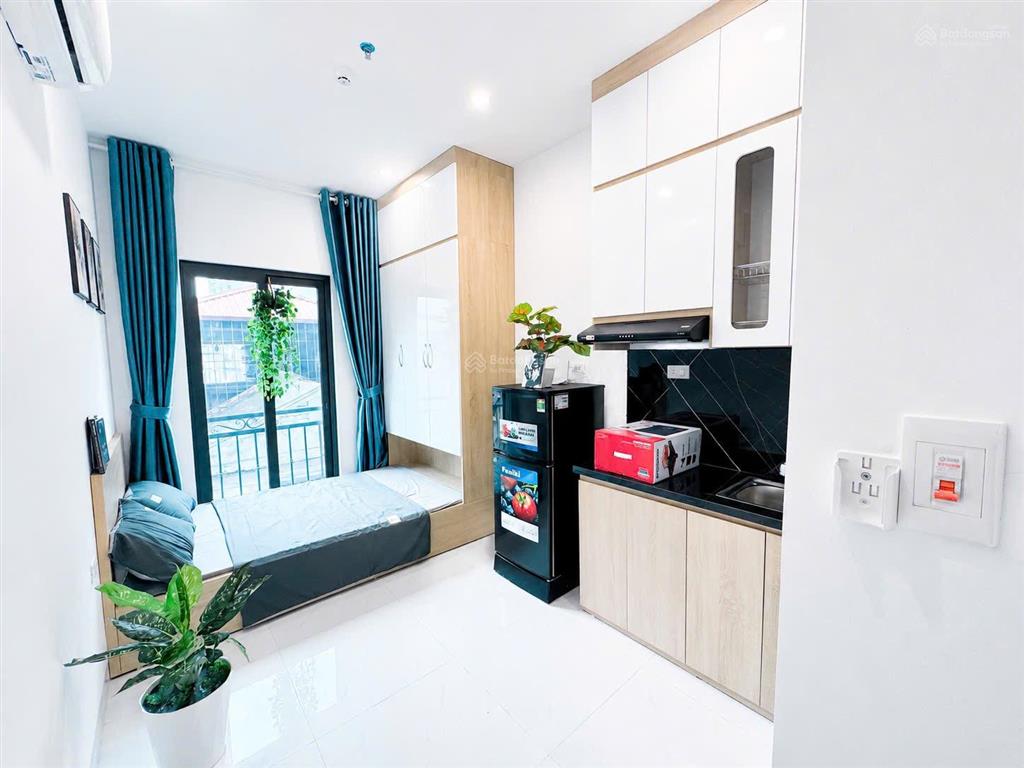 Nhà sát royal city, sẵn 9 phòng cho thuê 40 triệu/tháng, chỉ 225 triệu/m2.