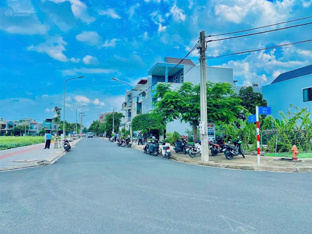 Bán đất p. bửu long đường f6 giá 3,5 tỷ shr 80m2 đường 8m kdc an ninh sạch đẹp xây dựng tự do