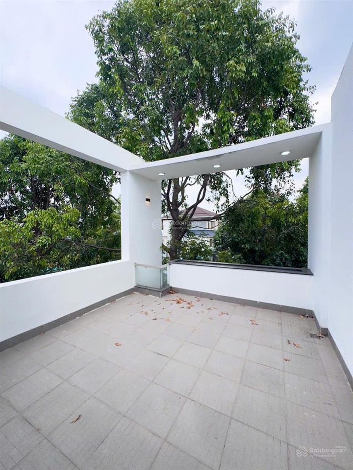 Nhà bán mt nguyễn thành phương 8,2 tỷ nhà 2 lầu 128m2 vị trí kinh doanh giá ngộp bán nhanh