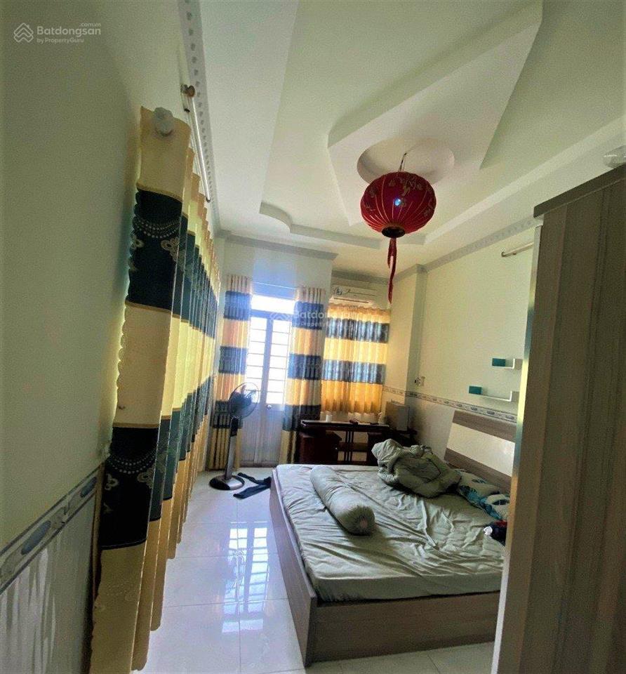 Nhà bán chợ hãng dầu khu nhà trắng 57m2 hiếm người bán 3,45 tỷ góc 2mt nhà lầu 3pn đường bàn cờ