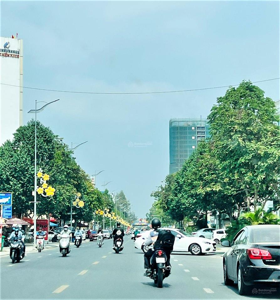 Nhà bán chợ hãng dầu khu nhà trắng 57m2 hiếm người bán 3,45 tỷ góc 2mt nhà lầu 3pn đường bàn cờ