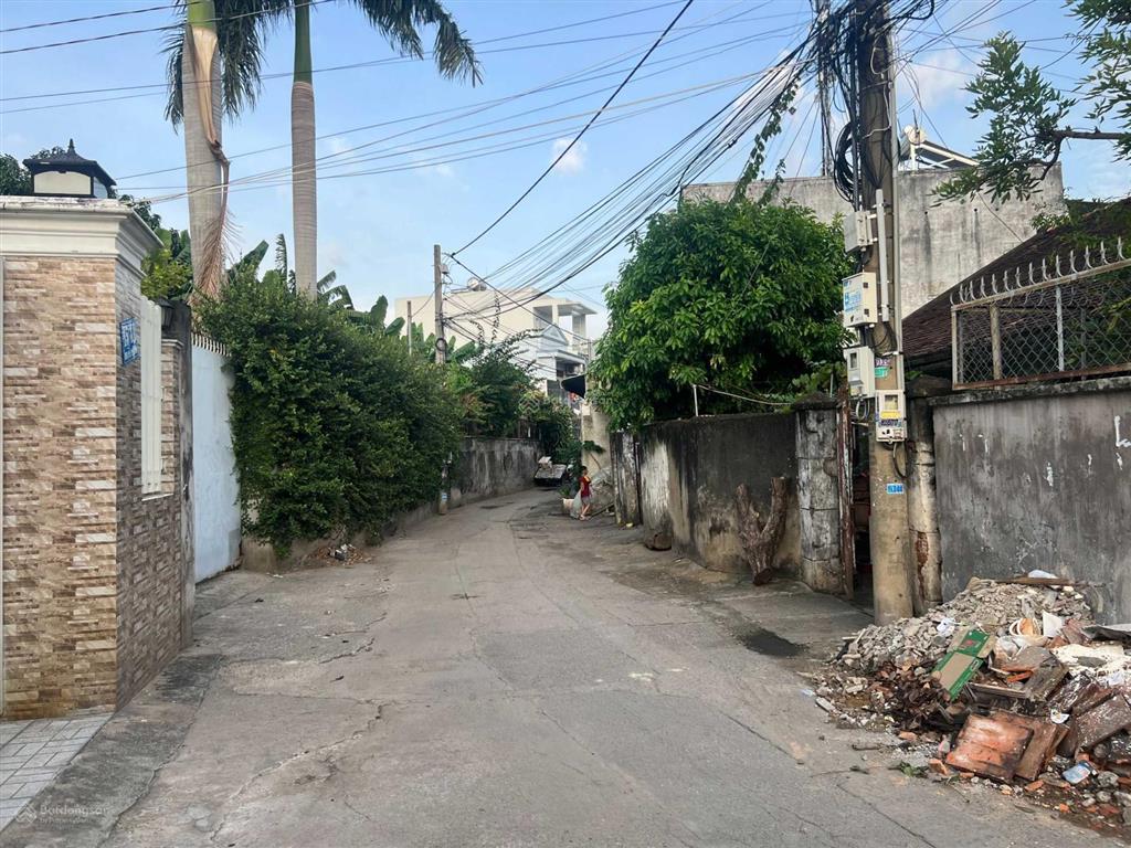 Nhà bán gần lẩu tôm 5 ri 172m2 giá 4,6tỷ nhà cũ hẻm xe hơi phù hợp xây biệt thự giá ngộp