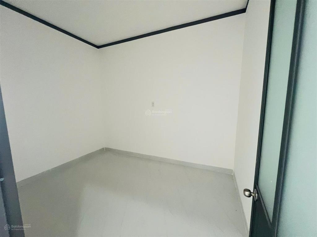 Nhà bán p.tân triều hương lộ 7 câu cá quốc thịnh 110m2 mới xây 2,2 tỷ shr 1 trệt 1 lầu vào ở ngay