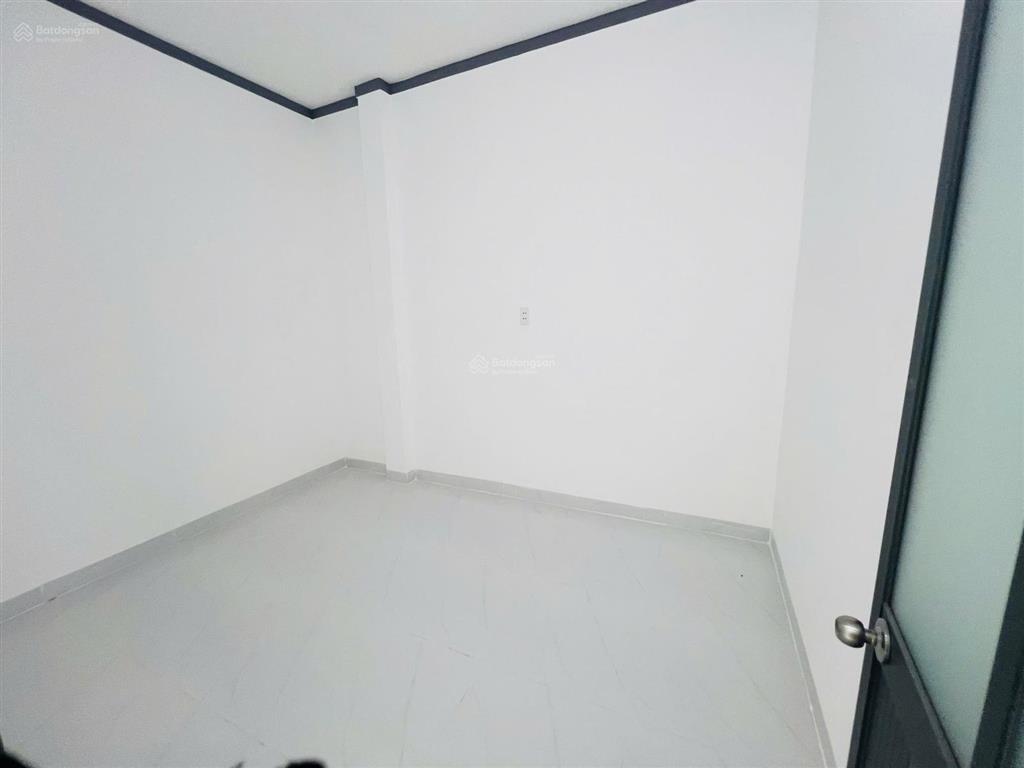 Nhà bán p.tân triều hương lộ 7 câu cá quốc thịnh 110m2 mới xây 2,2 tỷ shr 1 trệt 1 lầu vào ở ngay