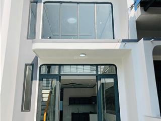 Nhà bán p.tân triều hương lộ 7 câu cá quốc thịnh 110m2 mới xây 2,2 tỷ shr 1 trệt 1 lầu vào ở ngay