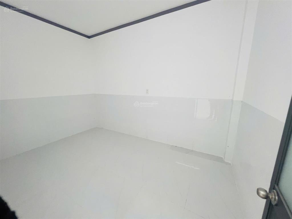 Nhà bán p.tân triều hương lộ 7 câu cá quốc thịnh 110m2 mới xây 2,2 tỷ shr 1 trệt 1 lầu vào ở ngay