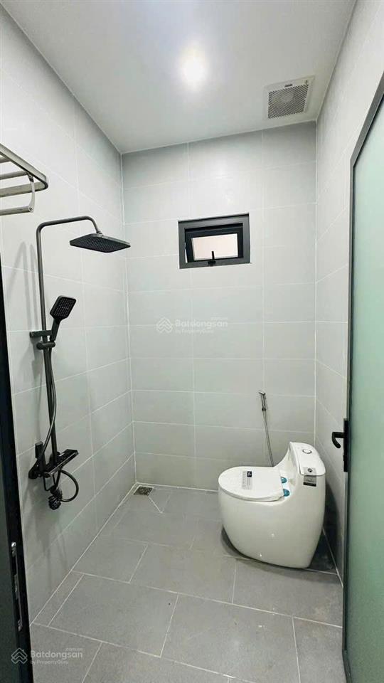 Nhà 118m2 gần ngô quyền cấp 4 ô tô đậu trong nhà 2pn sổ riêng 4,75 tỷ chỉ việc vào ở ngay