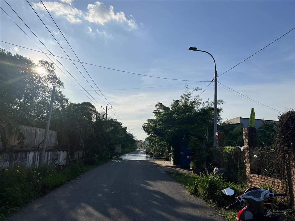Bán 1000m2 mt bình hoà  cây dương giá 5,2 tỷ shr view sông đồng nai đường rộng thoáng làm nhà vườn