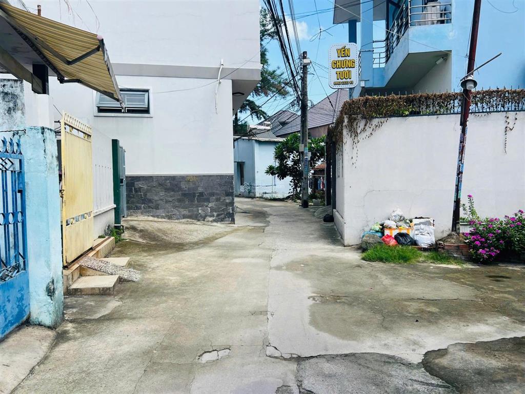 Nhà bán diện tích rộng 152m2 giá chỉ 5,2 tỷ p. thống nhất cũ sát văn hoa villas ngang 12m siêu đẹp