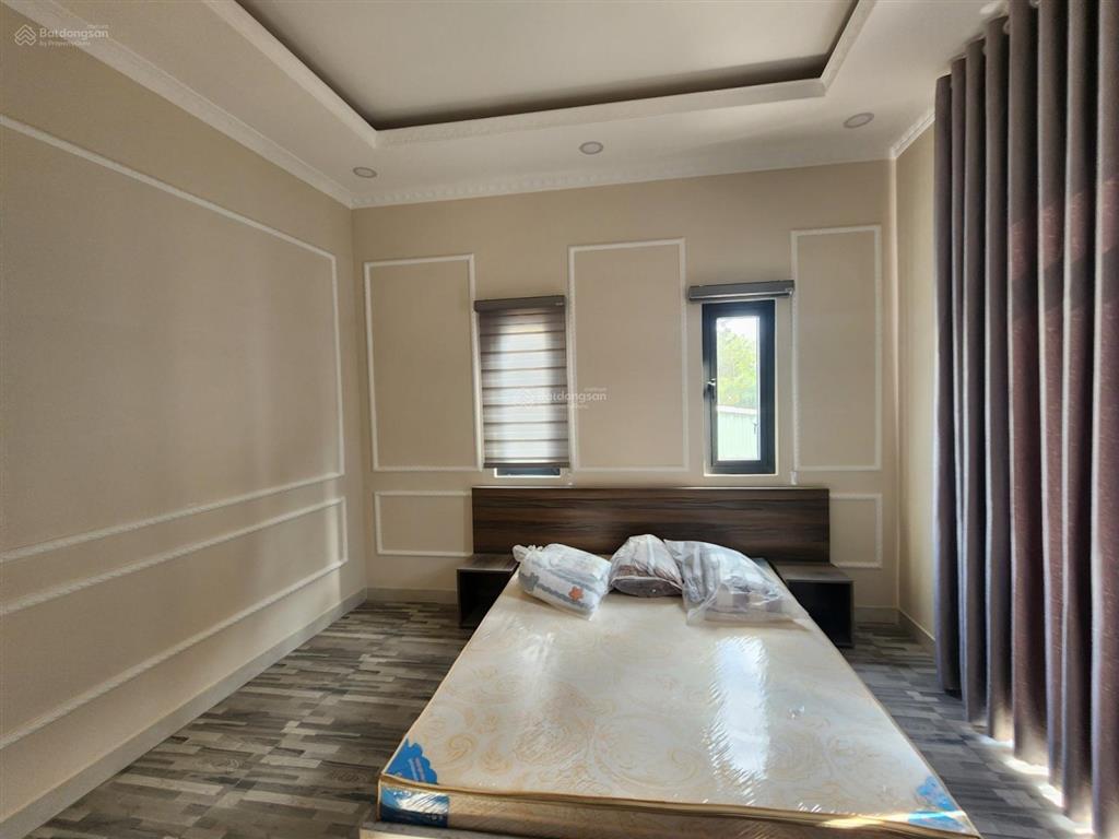 Bán căn góc nhà 1 trệt 2 lầu ngay giáo xứ phúc hải, tân phong đất 70m2 dts hơn 200m2, giá 4,5 tỷ