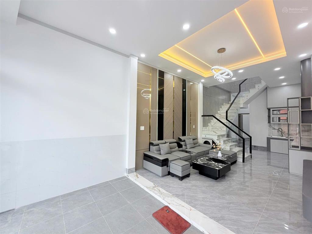 Nhà bán p.tân triều ( tân phong) hồ hoà xây sẵn vào ở ngay 80m2 đất sổ hoàn công 150m2 hỗ trợ bank