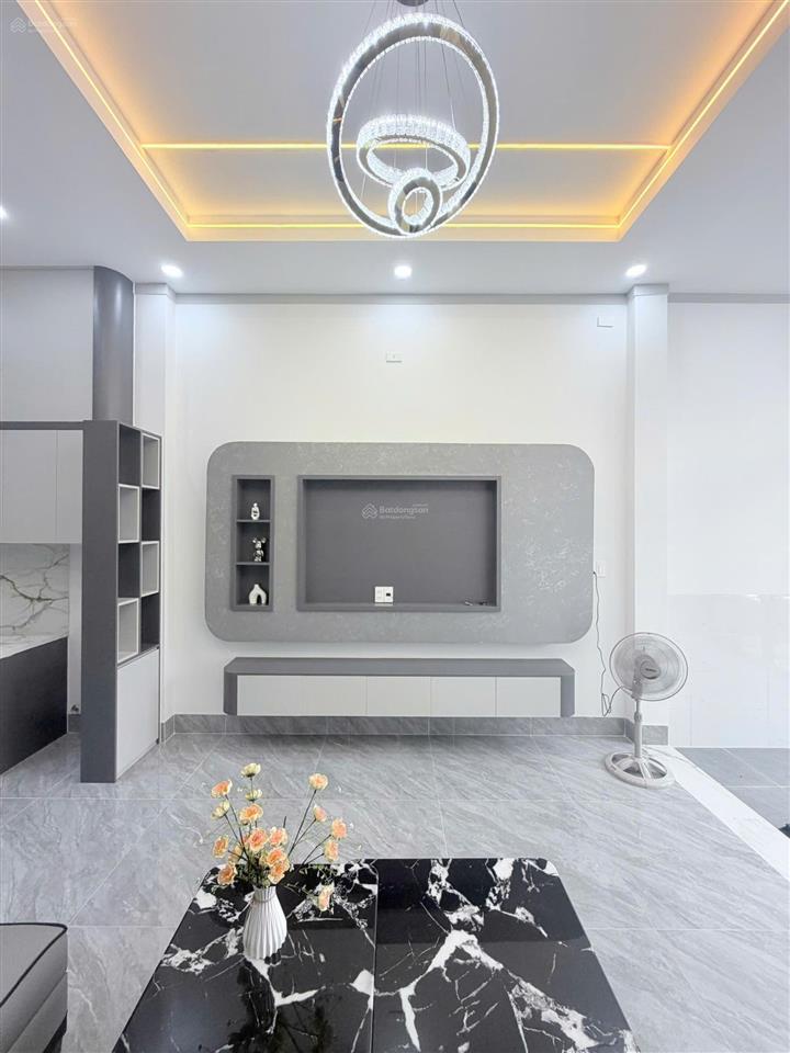 Nhà bán p.tân triều ( tân phong) hồ hoà xây sẵn vào ở ngay 80m2 đất sổ hoàn công 150m2 hỗ trợ bank