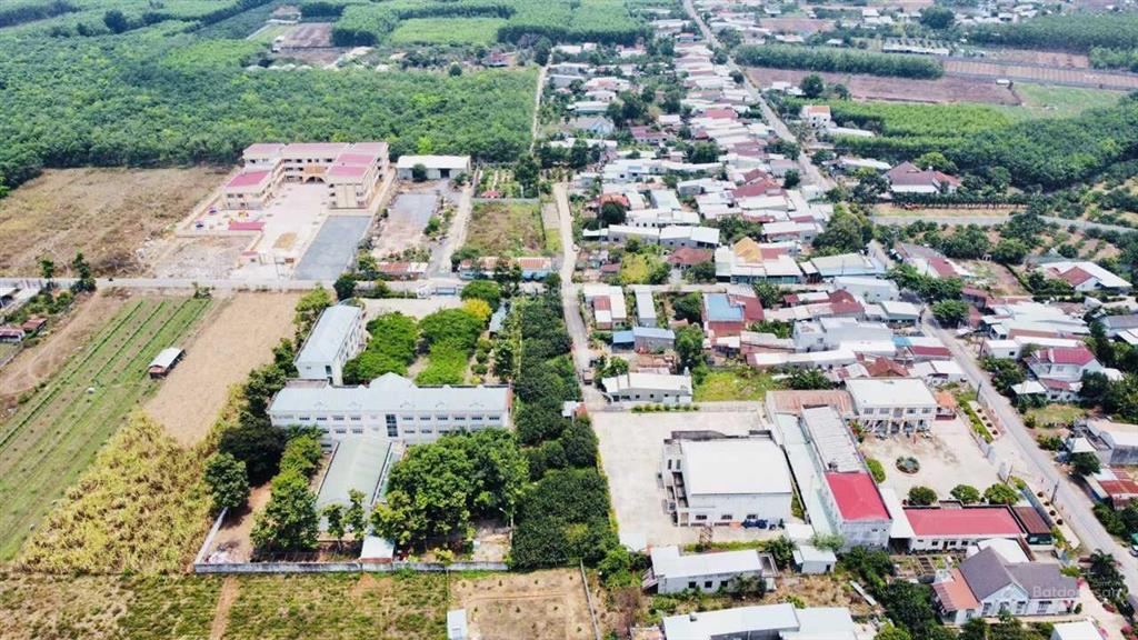 Bán 1000m2 bình lợi đường xóm rạch có 200m2 thổ cư giá 7,3 tỷ kế mầm non bình lợi shr xây tường bao