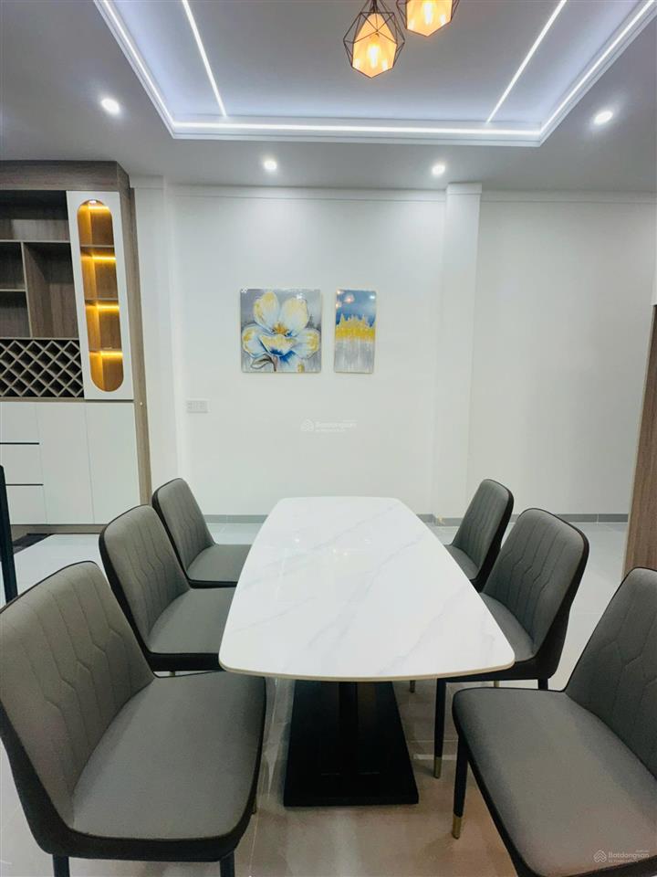 Nhà xây mới hoàn công vị trí 2 hoàng minh chánh 2 lầu giá 4,8 tỷ dọn vào ở ngay giá cực tốt