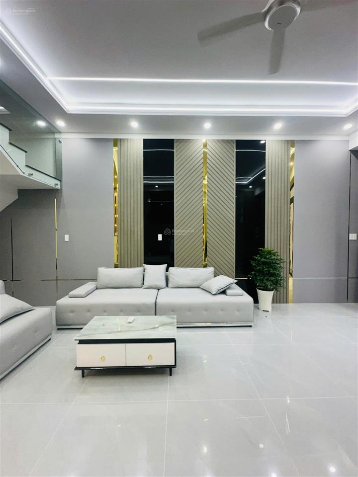 Nhà xây mới hoàn công vị trí 2 hoàng minh chánh 2 lầu giá 4,8 tỷ dọn vào ở ngay giá cực tốt