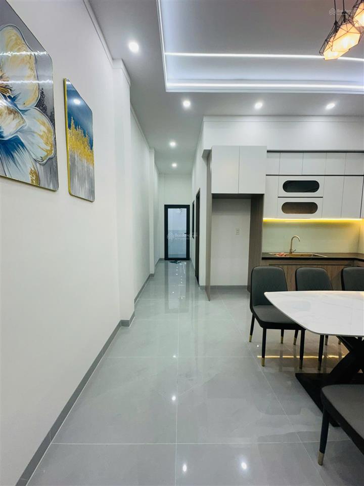 Nhà xây mới hoàn công vị trí 2 hoàng minh chánh 2 lầu giá 4,8 tỷ dọn vào ở ngay giá cực tốt