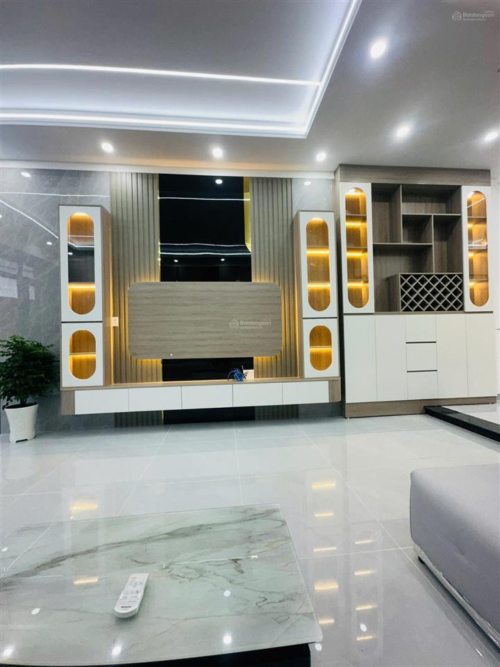 Nhà xây mới hoàn công vị trí 2 hoàng minh chánh 2 lầu giá 4,8 tỷ dọn vào ở ngay giá cực tốt