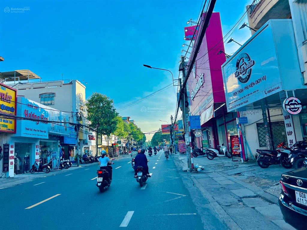 Mặt tiền phạm văn thuận 27,5 tỷ 286m2 ngang 10m siêu đẹp ngay quảng trường tỉnh tài sản hiếm có