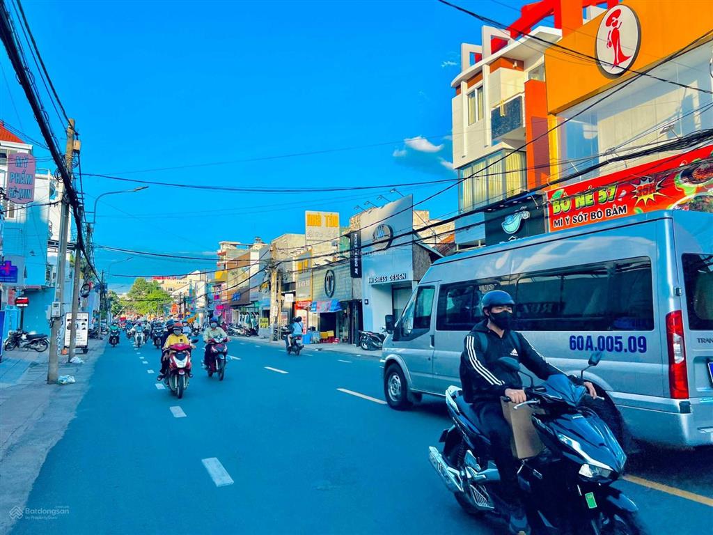Mặt tiền phạm văn thuận 27,5 tỷ 286m2 ngang 10m siêu đẹp ngay quảng trường tỉnh tài sản hiếm có